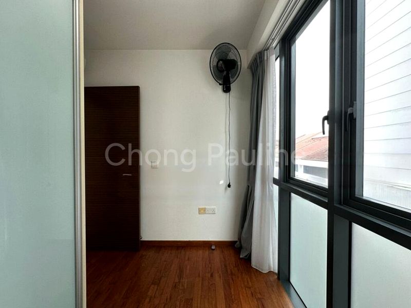 2 Bed Condo for Sale in  Isuites @ Palm - Image 3